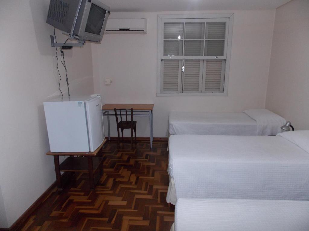 Hotel Porto Alegre Zimmer foto