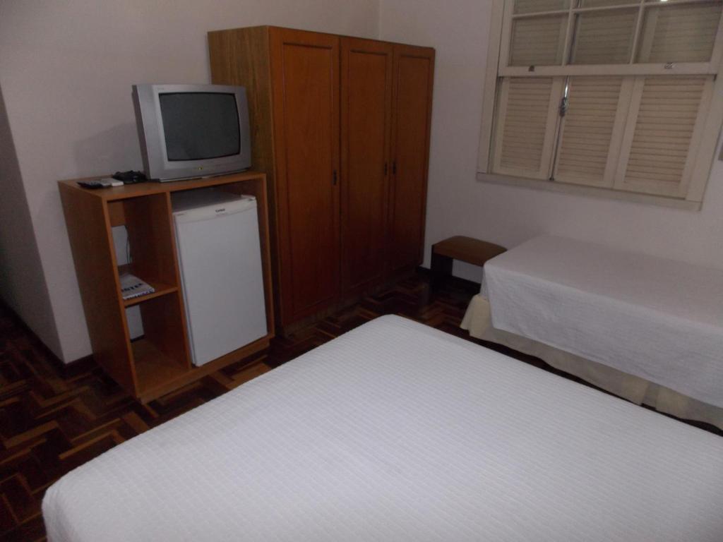 Hotel Porto Alegre Zimmer foto