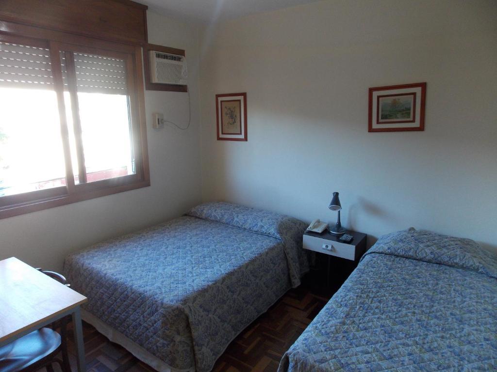 Hotel Porto Alegre Zimmer foto